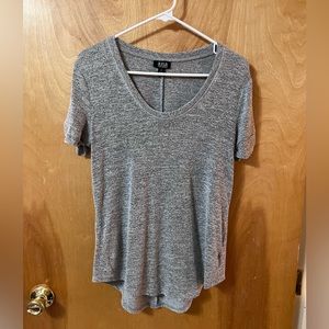 Women’s Short Sleeve Shirt
Size S